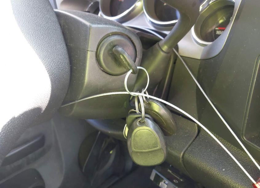 Photo 11 of 2011 Chevrolet Silverado 1500 LT (VIN 3GCPCSE05BG347946)