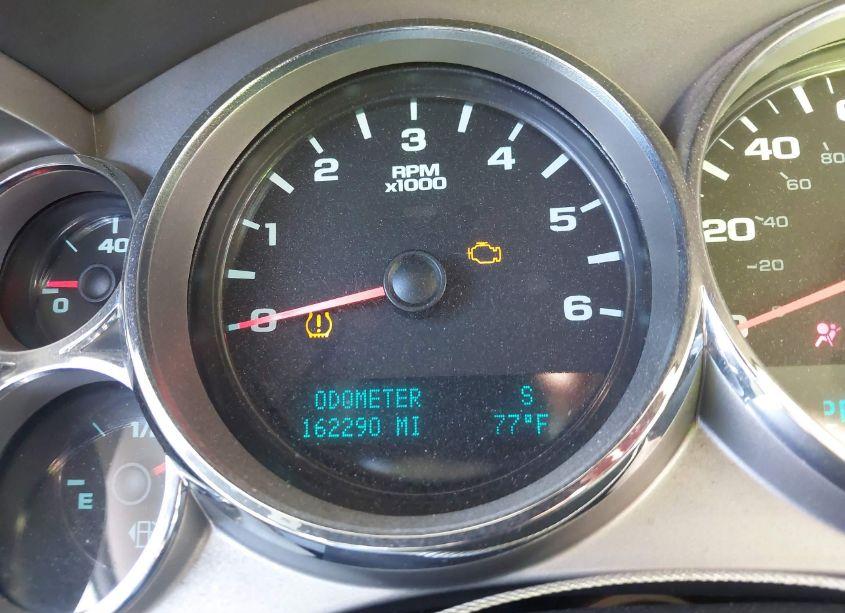 Photo 7 of 2011 Chevrolet Silverado 1500 LT (VIN 3GCPCSE05BG347946)