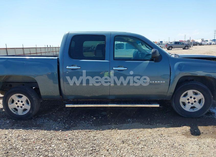 Photo 14 of 2012 Chevrolet Silverado 1500 LT (VIN 3GCPCSE05CG117096)