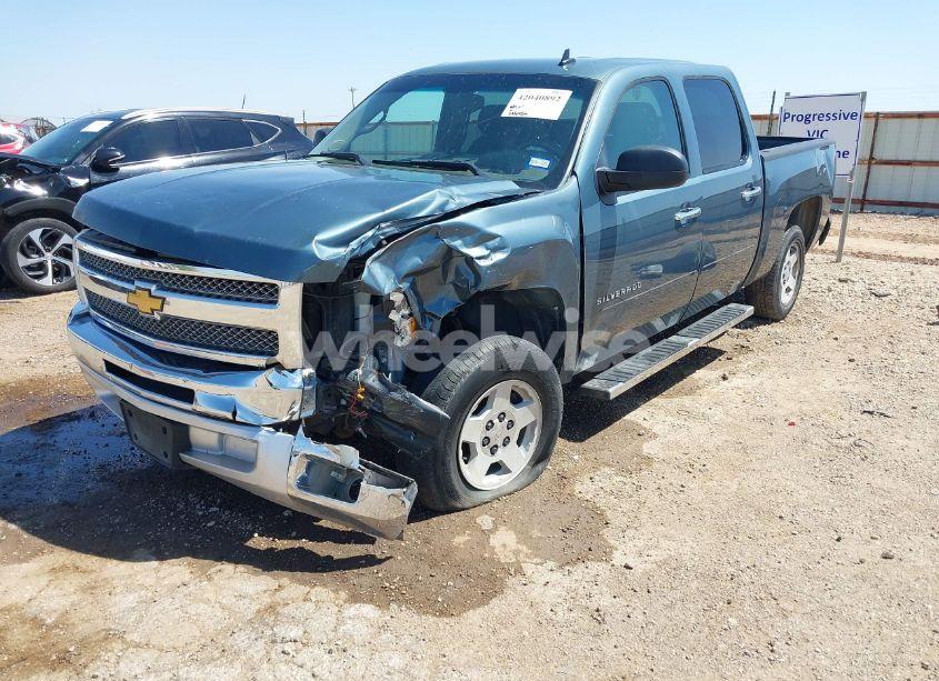 Photo 2 of 2012 Chevrolet Silverado 1500 LT (VIN 3GCPCSE05CG117096)