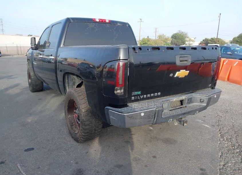 Photo 3 of 2012 Chevrolet Silverado 1500 LT (VIN 3GCPCSE05CG123075)