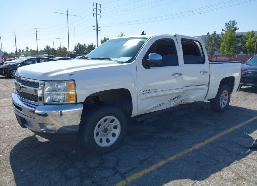 Photo 2 of 2012 Chevrolet Silverado 1500 LT (VIN 3GCPCSE05CG187567)