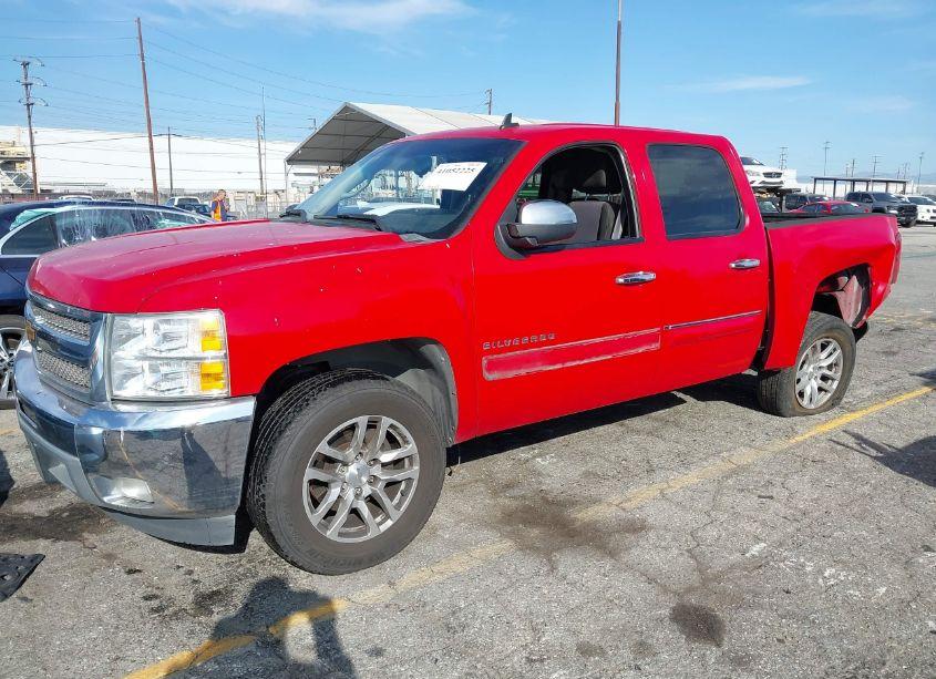 Photo 2 of 2012 Chevrolet Silverado 1500 LT (VIN 3GCPCSE05CG225220)
