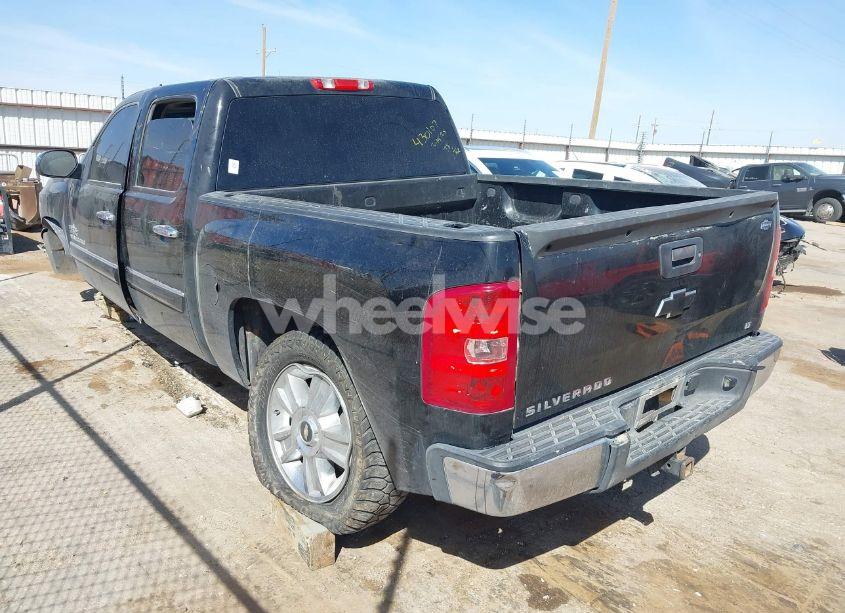 Photo 3 of 2013 Chevrolet Silverado 1500 LT (VIN 3GCPCSE05DG379301)