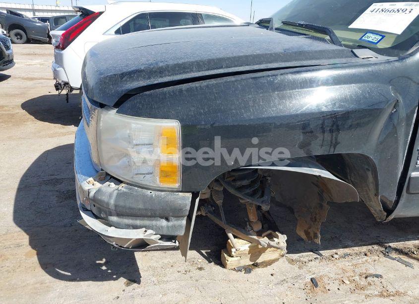 Photo 6 of 2013 Chevrolet Silverado 1500 LT (VIN 3GCPCSE05DG379301)
