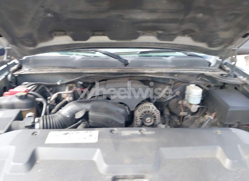 Photo 10 of 2011 Chevrolet Silverado 1500 LT (VIN 3GCPCSE06BG145567)