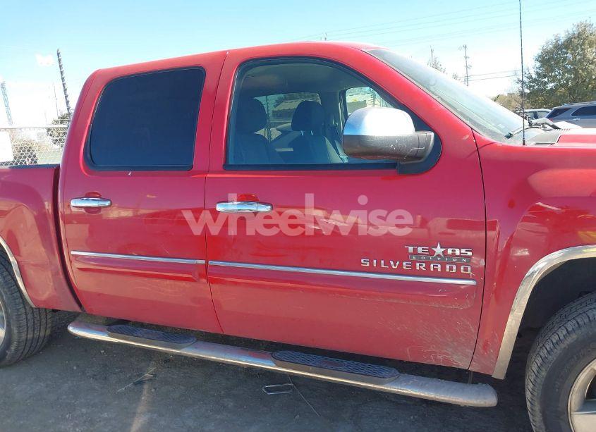Photo 14 of 2011 Chevrolet Silverado 1500 LT (VIN 3GCPCSE06BG261755)