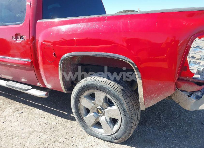 Photo 18 of 2011 Chevrolet Silverado 1500 LT (VIN 3GCPCSE06BG261755)