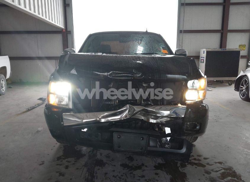 Photo 12 of 2011 Chevrolet Silverado 1500 LT (VIN 3GCPCSE06BG281181)