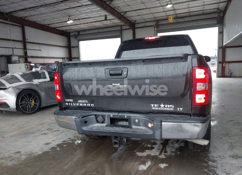 Photo 16 of 2011 Chevrolet Silverado 1500 LT (VIN 3GCPCSE06BG281181)