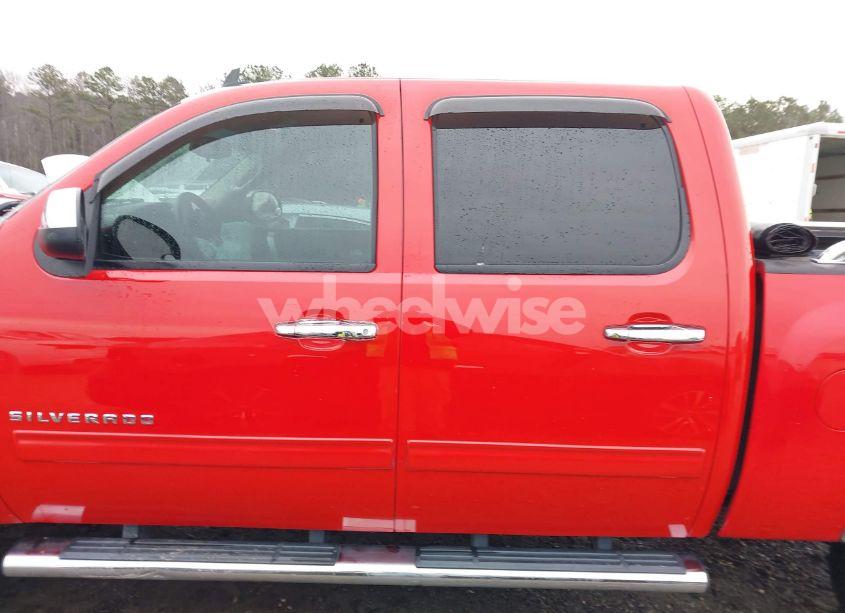 Photo 14 of 2011 Chevrolet Silverado 1500 LT (VIN 3GCPCSE06BG324644)