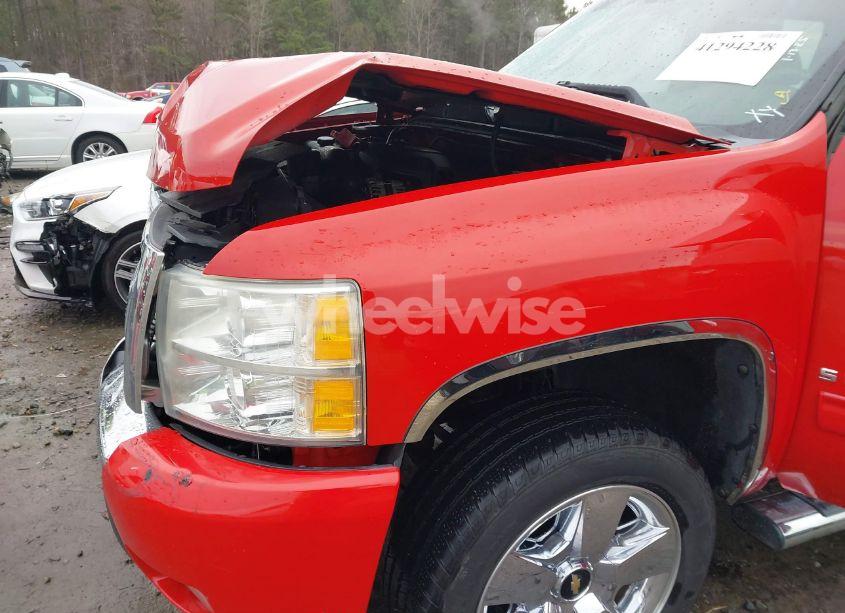 Photo 17 of 2011 Chevrolet Silverado 1500 LT (VIN 3GCPCSE06BG324644)