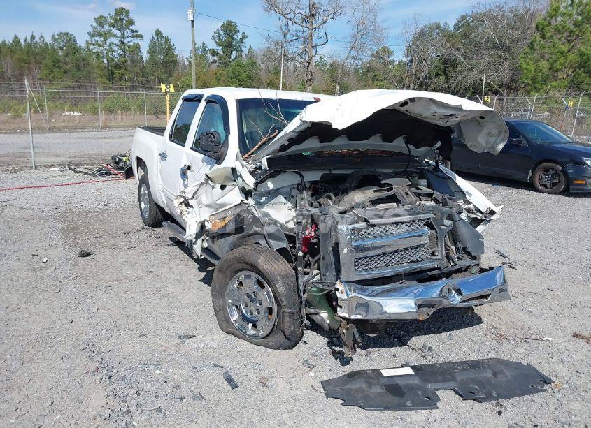 2013 Chevrolet Silverado 1500 LT (VIN 3GCPCSE06DG169001) main photo