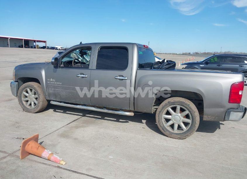 Photo 14 of 2013 Chevrolet Silverado 1500 LT (VIN 3GCPCSE06DG246854)