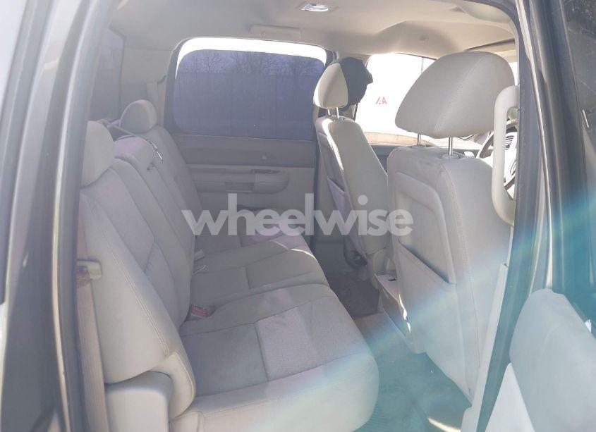 Photo 8 of 2013 Chevrolet Silverado 1500 LT (VIN 3GCPCSE06DG246854)