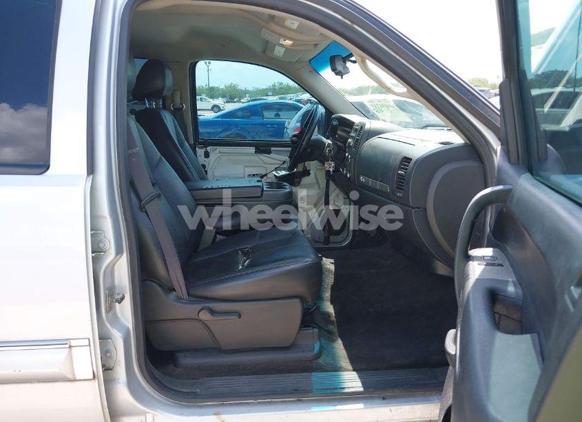 Photo 5 of 2012 Chevrolet Silverado 1500 LT (VIN 3GCPCSE07CG223551)