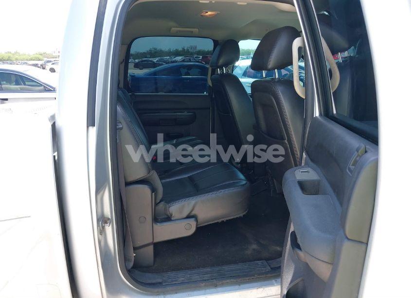 Photo 8 of 2012 Chevrolet Silverado 1500 LT (VIN 3GCPCSE07CG223551)