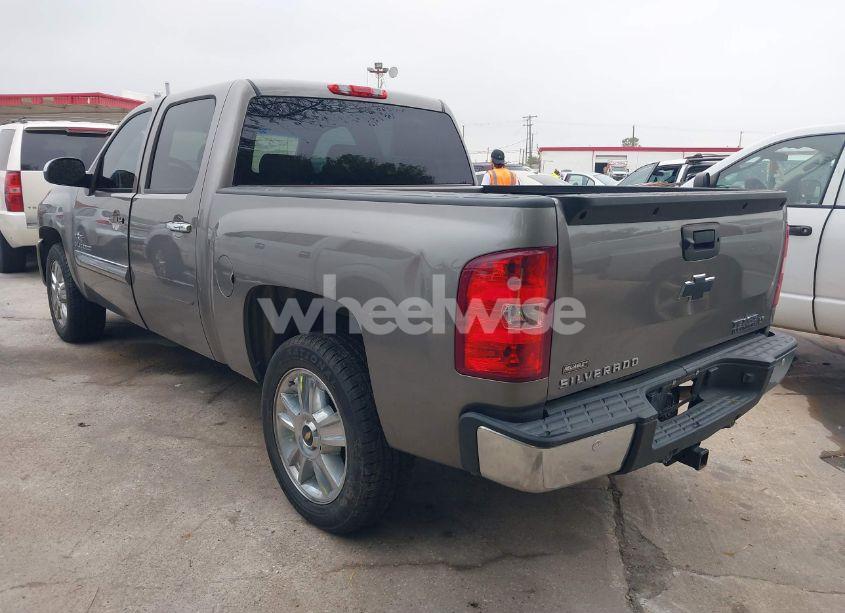 Photo 3 of 2012 Chevrolet Silverado 1500 LT (VIN 3GCPCSE07CG310365)