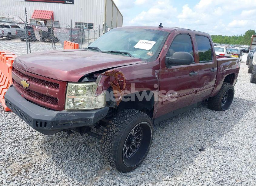Photo 2 of 2013 Chevrolet Silverado 1500 LT (VIN 3GCPCSE07DG117456)