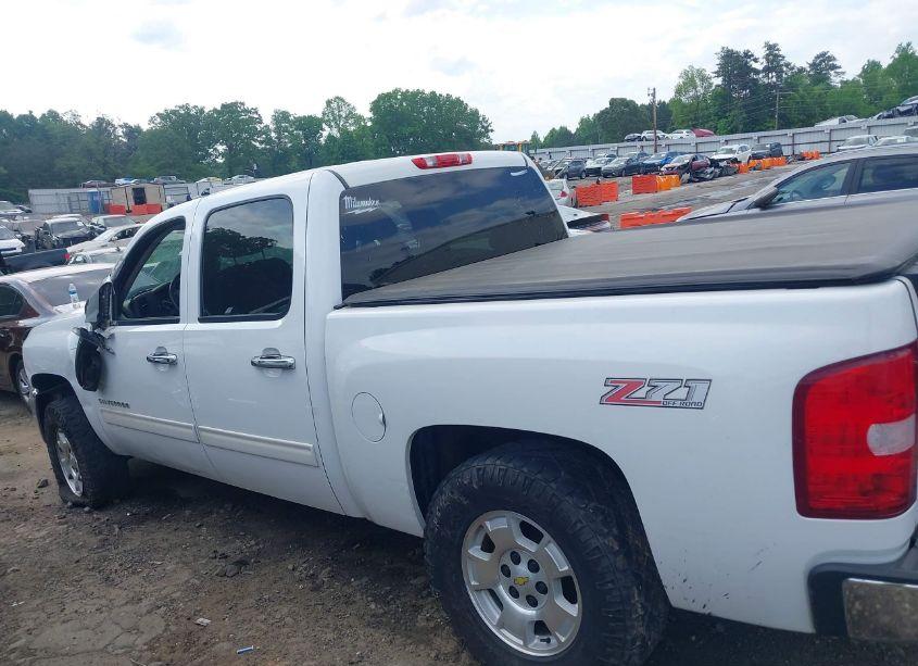 Photo 14 of 2013 Chevrolet Silverado 1500 LT (VIN 3GCPCSE07DG118042)