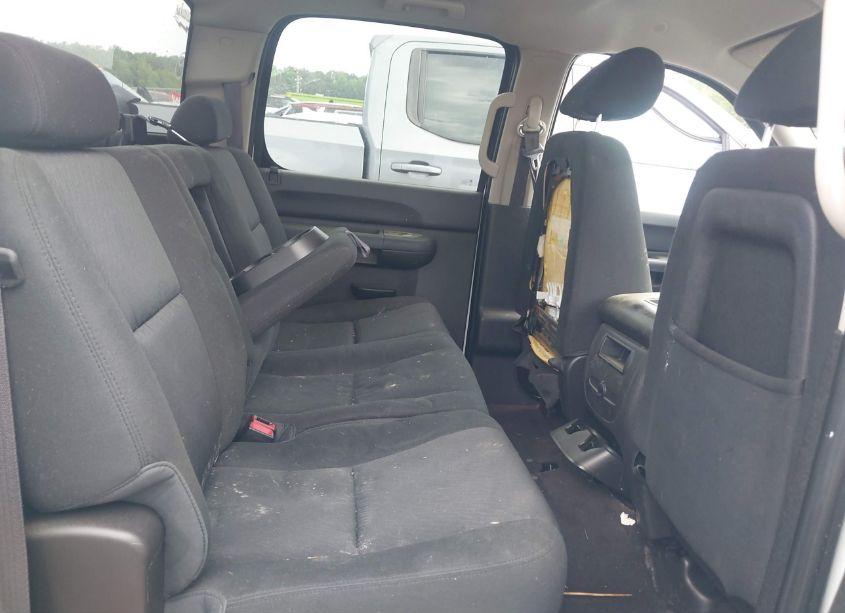 Photo 8 of 2013 Chevrolet Silverado 1500 LT (VIN 3GCPCSE07DG118042)