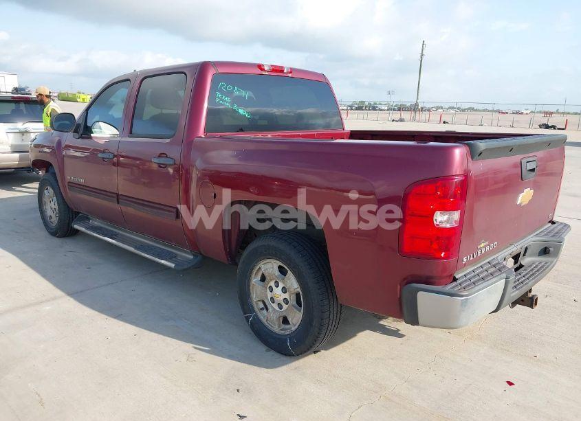 Photo 3 of 2013 Chevrolet Silverado 1500 LT (VIN 3GCPCSE07DG139554)