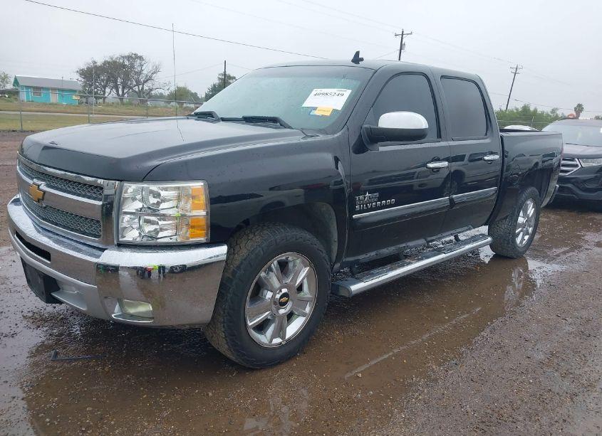 Photo 2 of 2013 Chevrolet Silverado 1500 LT (VIN 3GCPCSE07DG208226)