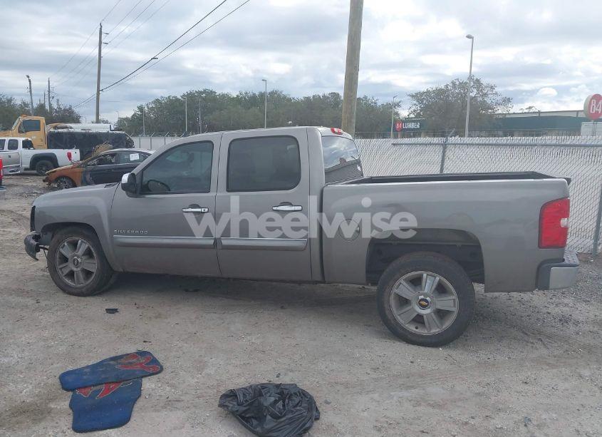 Photo 14 of 2013 Chevrolet Silverado 1500 LT (VIN 3GCPCSE07DG275201)