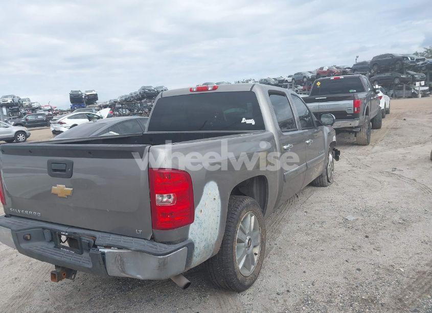 Photo 4 of 2013 Chevrolet Silverado 1500 LT (VIN 3GCPCSE07DG275201)