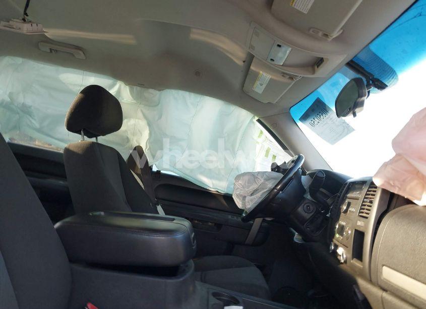 Photo 5 of 2011 Chevrolet Silverado 1500 LT (VIN 3GCPCSE08BG200116)