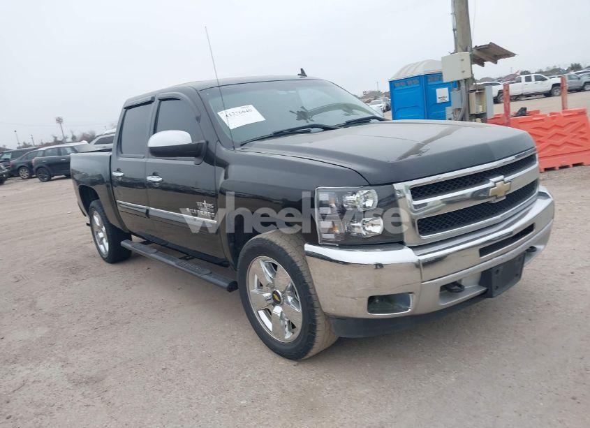 2011 Chevrolet Silverado 1500 LT (VIN 3GCPCSE08BG319512) main photo
