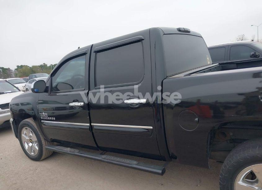 Photo 14 of 2011 Chevrolet Silverado 1500 LT (VIN 3GCPCSE08BG319512)
