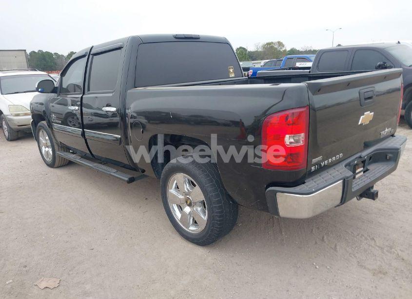 Photo 3 of 2011 Chevrolet Silverado 1500 LT (VIN 3GCPCSE08BG319512)