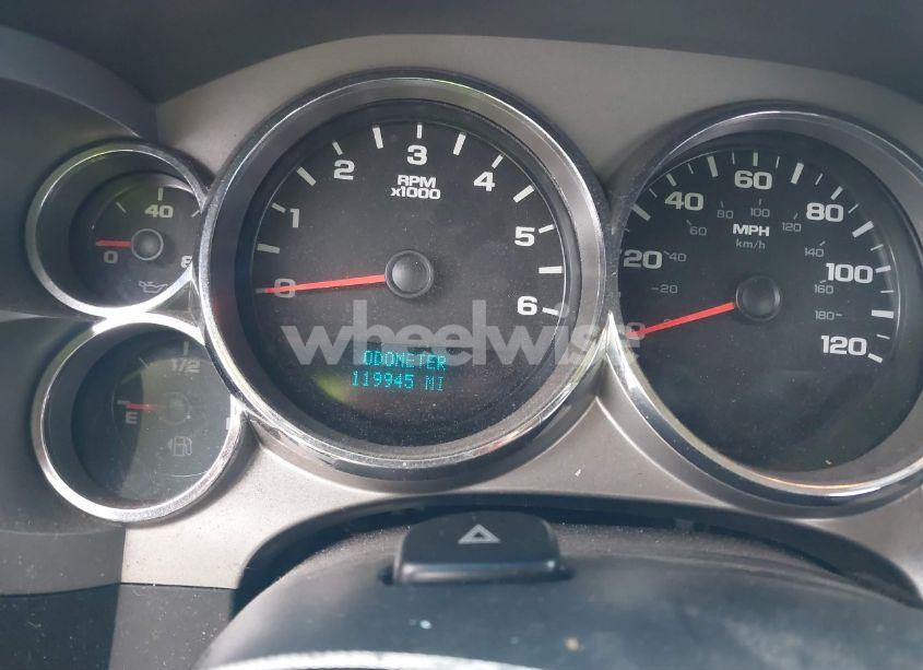 Photo 7 of 2011 Chevrolet Silverado 1500 LT (VIN 3GCPCSE08BG319512)