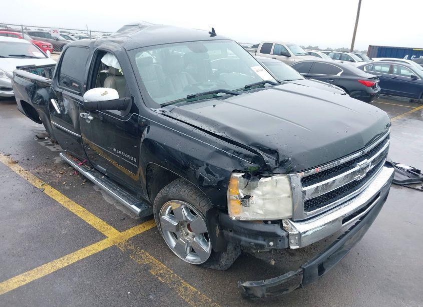 2011 Chevrolet Silverado 1500 LT (VIN 3GCPCSE08BG392007) main photo