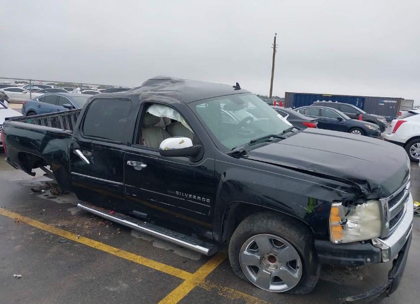Photo 6 of 2011 Chevrolet Silverado 1500 LT (VIN 3GCPCSE08BG392007)