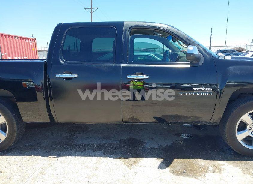 Photo 13 of 2012 Chevrolet Silverado 1500 LT (VIN 3GCPCSE08CG151453)