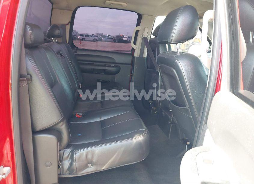 Photo 8 of 2012 Chevrolet Silverado 1500 LT (VIN 3GCPCSE08CG238558)