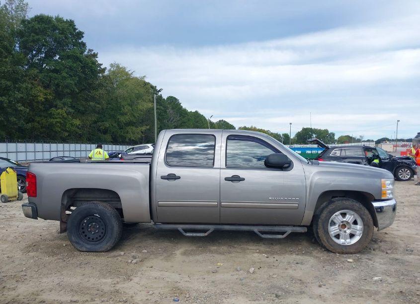 Photo 14 of 2013 Chevrolet Silverado 1500 LT (VIN 3GCPCSE08DG142804)