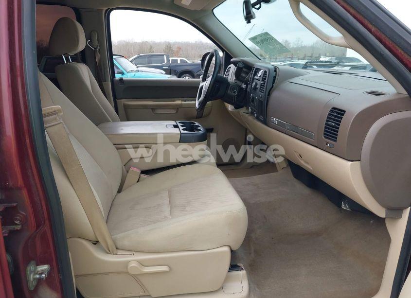 Photo 5 of 2013 Chevrolet Silverado 1500 LT (VIN 3GCPCSE08DG165905)