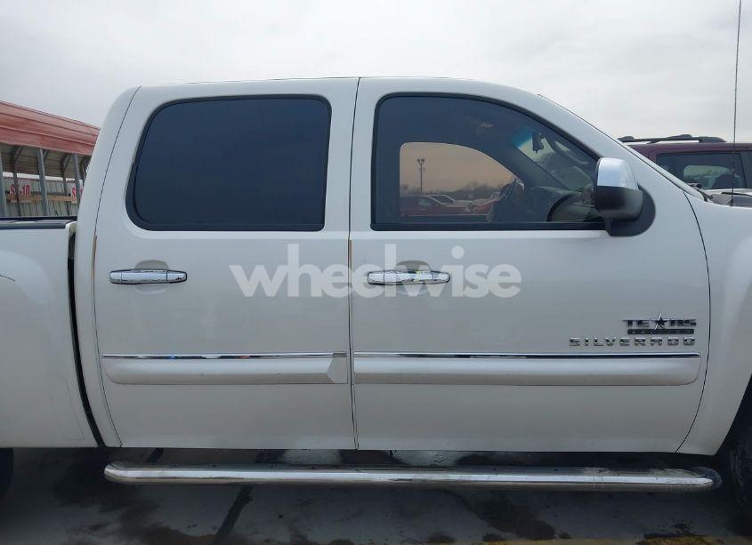 Photo 14 of 2013 Chevrolet Silverado 1500 LT (VIN 3GCPCSE08DG227660)