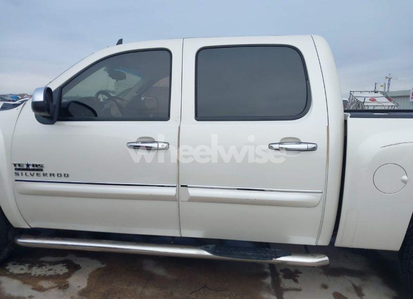 Photo 15 of 2013 Chevrolet Silverado 1500 LT (VIN 3GCPCSE08DG227660)