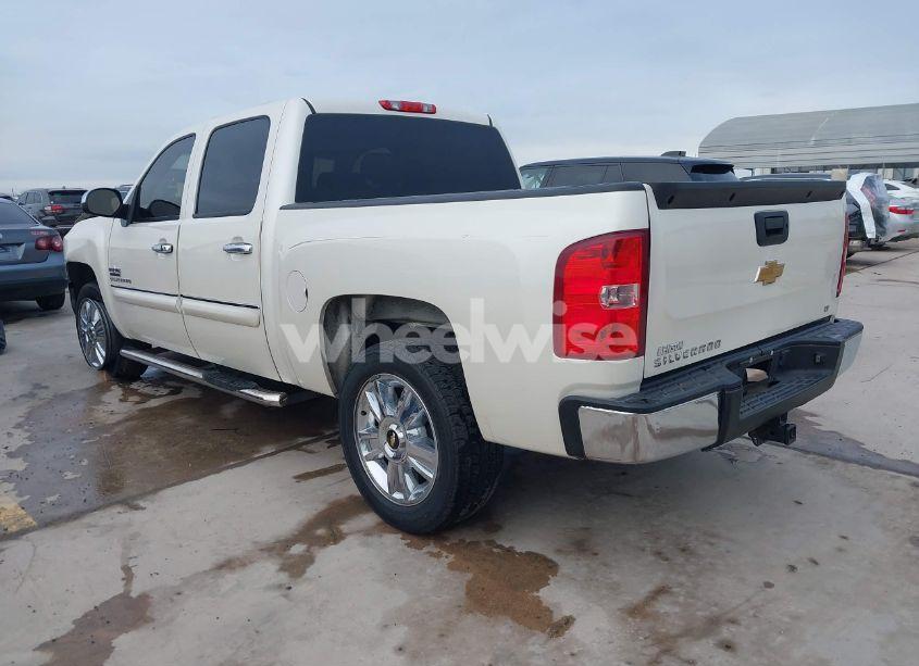 Photo 3 of 2013 Chevrolet Silverado 1500 LT (VIN 3GCPCSE08DG227660)