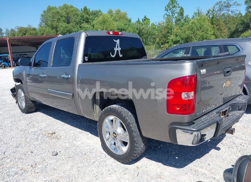 Photo 3 of 2013 Chevrolet Silverado 1500 LT (VIN 3GCPCSE08DG249903)