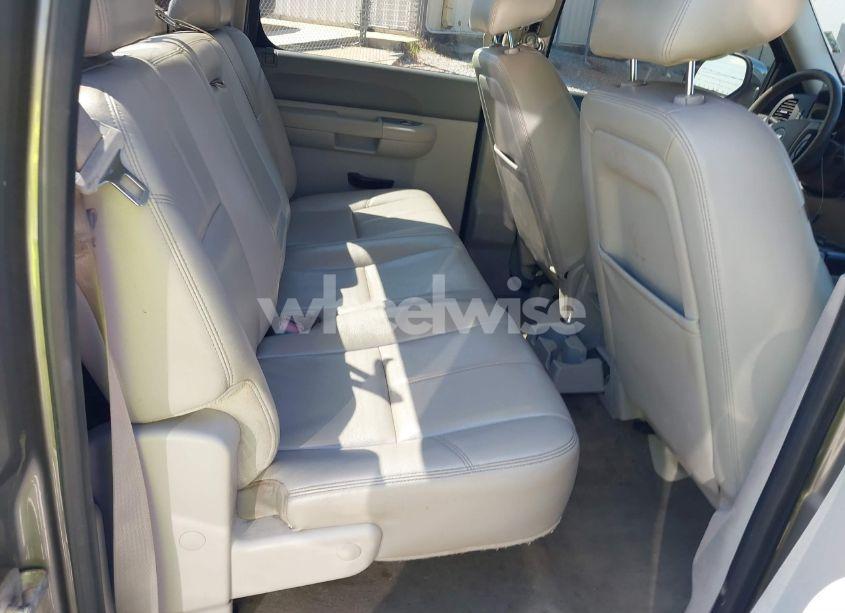 Photo 8 of 2013 Chevrolet Silverado 1500 LT (VIN 3GCPCSE08DG249903)