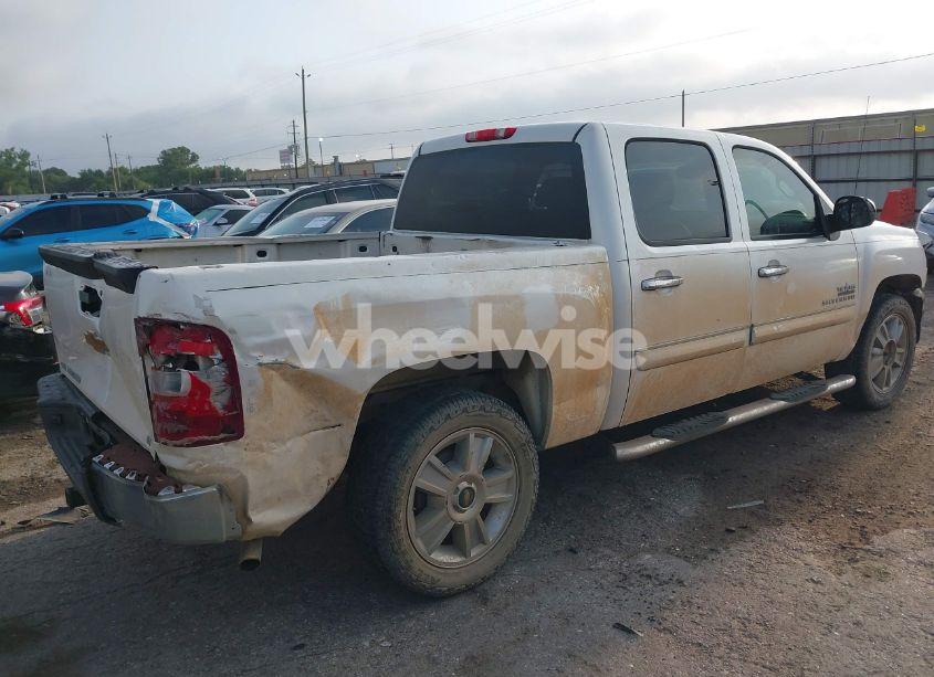 Photo 4 of 2013 Chevrolet Silverado 1500 LT (VIN 3GCPCSE08DG250307)