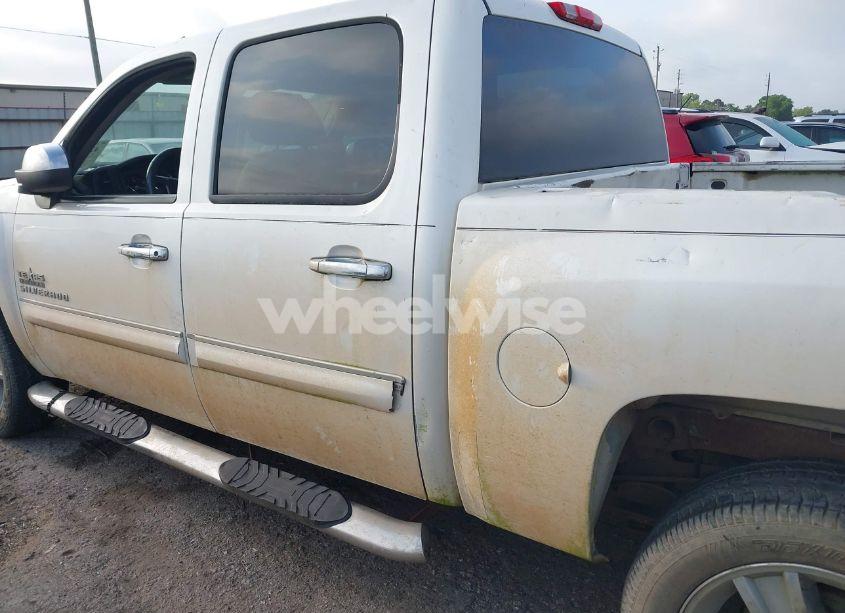 Photo 6 of 2013 Chevrolet Silverado 1500 LT (VIN 3GCPCSE08DG250307)