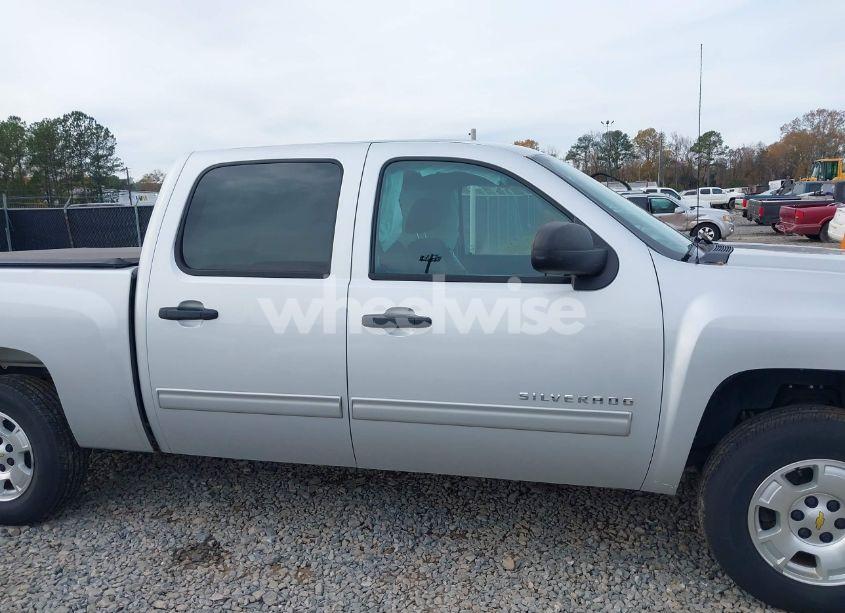 Photo 13 of 2013 Chevrolet Silverado 1500 LT (VIN 3GCPCSE08DG272355)