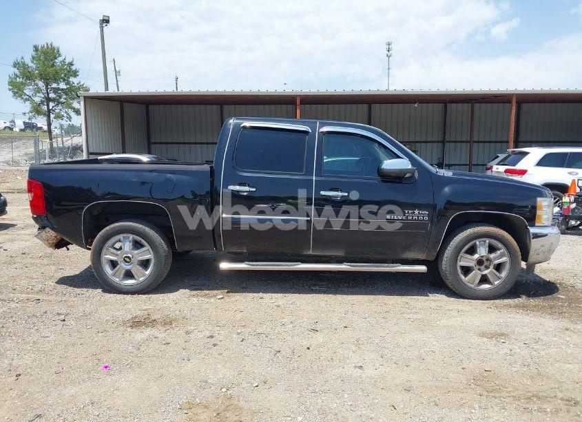 Photo 13 of 2013 Chevrolet Silverado 1500 LT (VIN 3GCPCSE08DG275238)