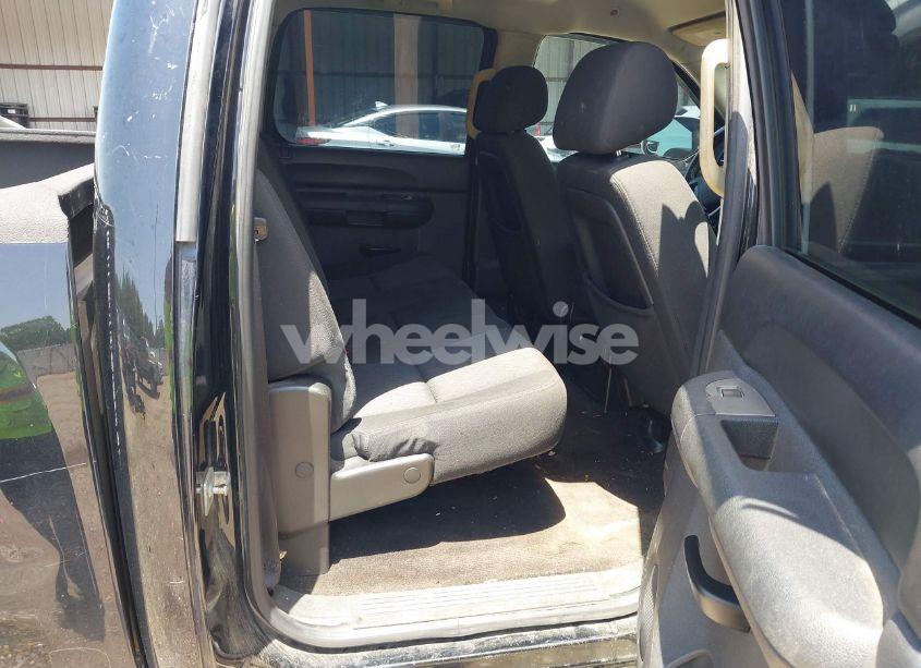 Photo 8 of 2013 Chevrolet Silverado 1500 LT (VIN 3GCPCSE08DG275238)